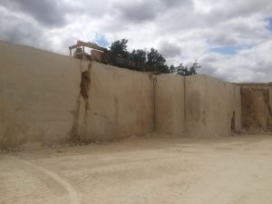 French limestone quarry - Ampilly