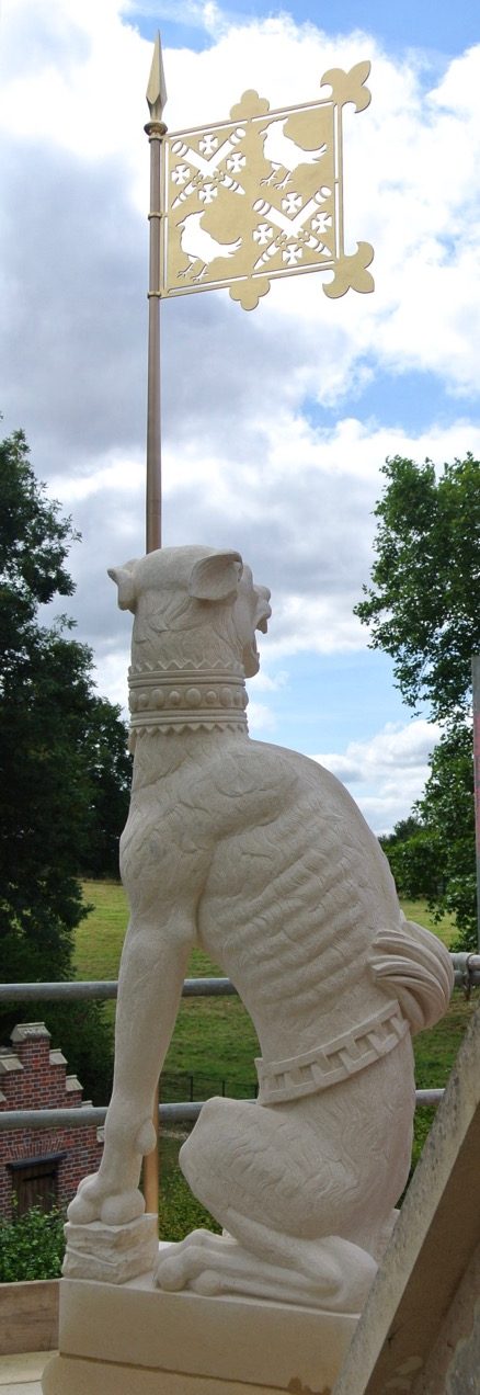Lavoux French limestone - heraldic greyhound
